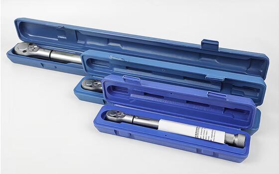 Ergonomic Handle Manual Torque Wrench 10 to 150 Nm Dual Scale Metric Imperial Automotive Precision Engineering Instrument