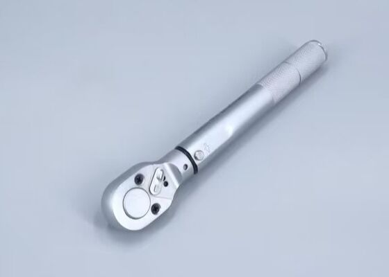 Accuracy ±3 Percent Manual Mechanical Torque Wrench Calibrated Precision Tool Torquerange 10 150 Nm Dual Scale Metric Imperial Perfect Industrial Applications Maintenance Tasks