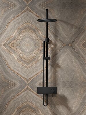 Shower Head 1 2 Inch Connection Size Stylish Apartment Bathroom Chrome Finish Suitable Water Temperature 4 to 60 Degrees Celsius