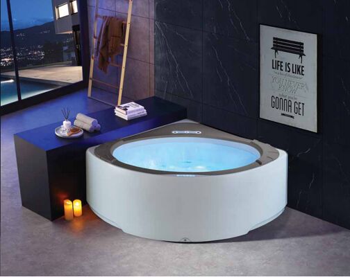 White Hotel Bathtub Designed with Center Drain Location Overflow Cover and Anti Slip Base Compatible Standard Deck Mounted Faucet