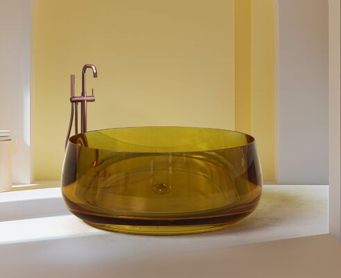 Glossy Surface Finish Hotel Bathtub with Center Drain and Freestanding Installation for Luxury Hotel Bathrooms