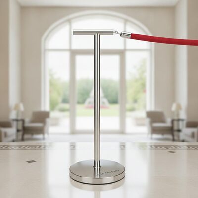 Round Base Type Hotel Railing Stand 50 Cm Width Portability For Various Hospitality Settings